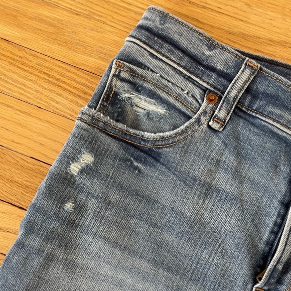 Abercrombie & Fitch “The Super Skinny” High-Rise Jean in Medium Blue - Picture 6 of 7